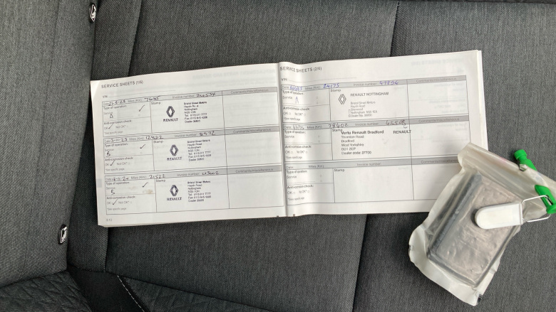 Renault Captur 1.0 TCE 90 Iconic Edition 5dr Petrol Hatchback